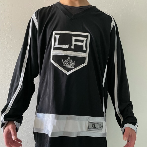 NWT - LA KINGS sports jersey - Picture 1 of 4